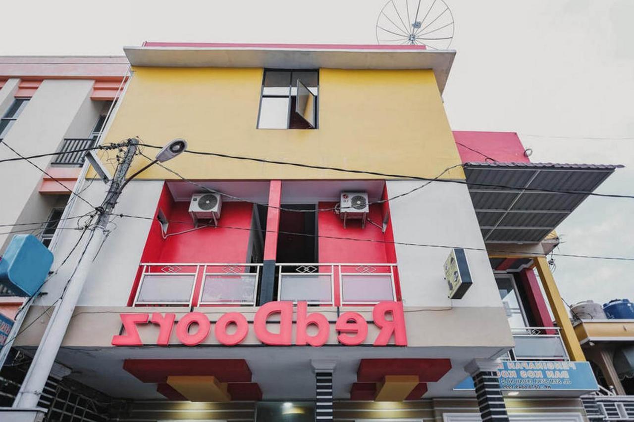 Reddoorz @ Jalan Stm Medan Hotel Ngoại thất bức ảnh
